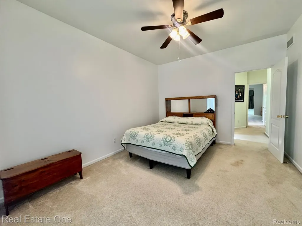 1668 S Shore Drive Rochester Hills City MI 48307