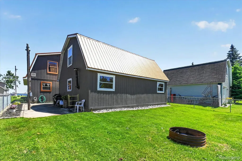 9220 Junebug Lane Lake Township MI 48629