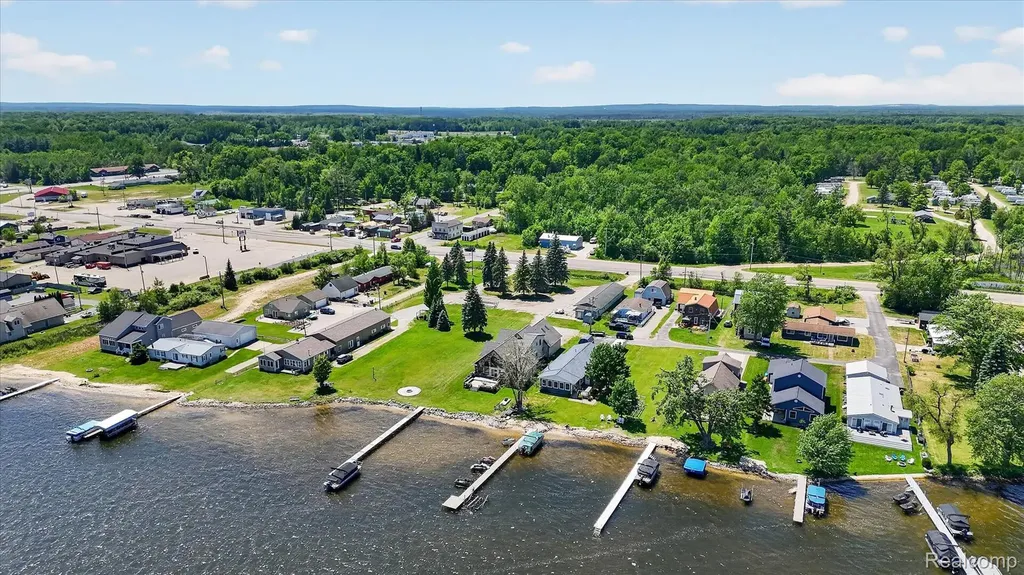 9220 Junebug Lane Lake Township MI 48629
