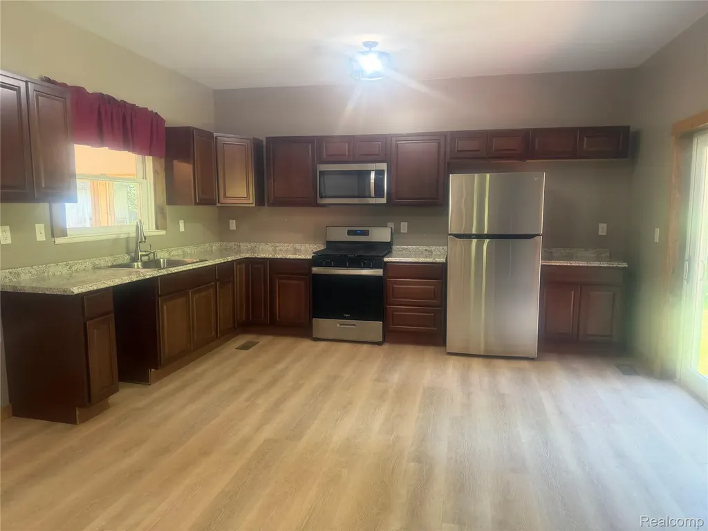 8566 Fostoria Road Watertown Township MI 48435