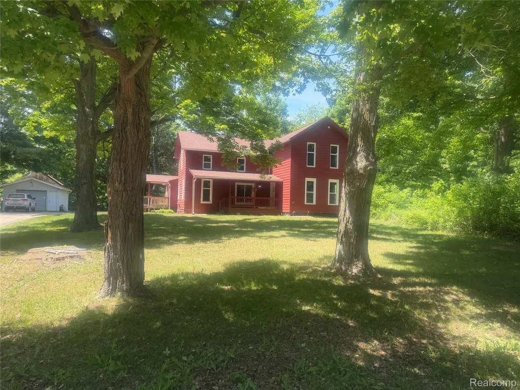 8566 Fostoria Road Watertown Township MI 48435