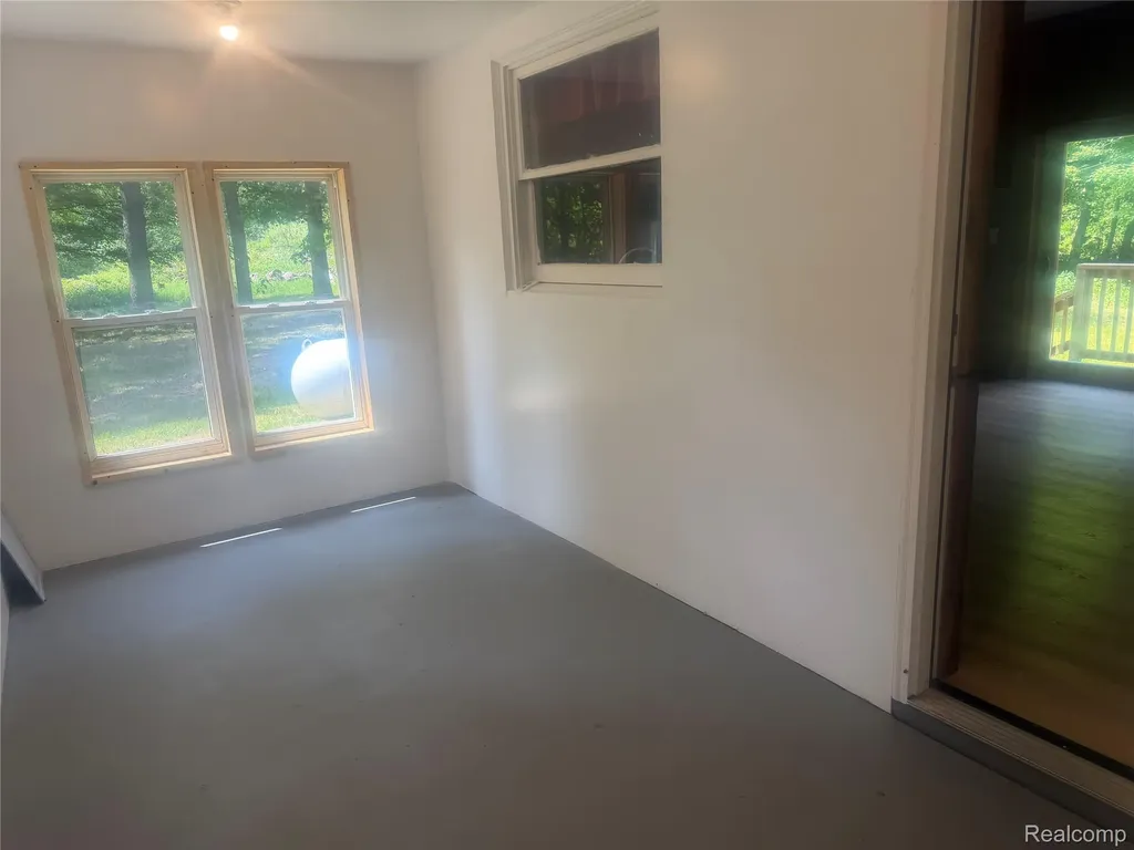 8566 Fostoria Road Watertown Township MI 48435
