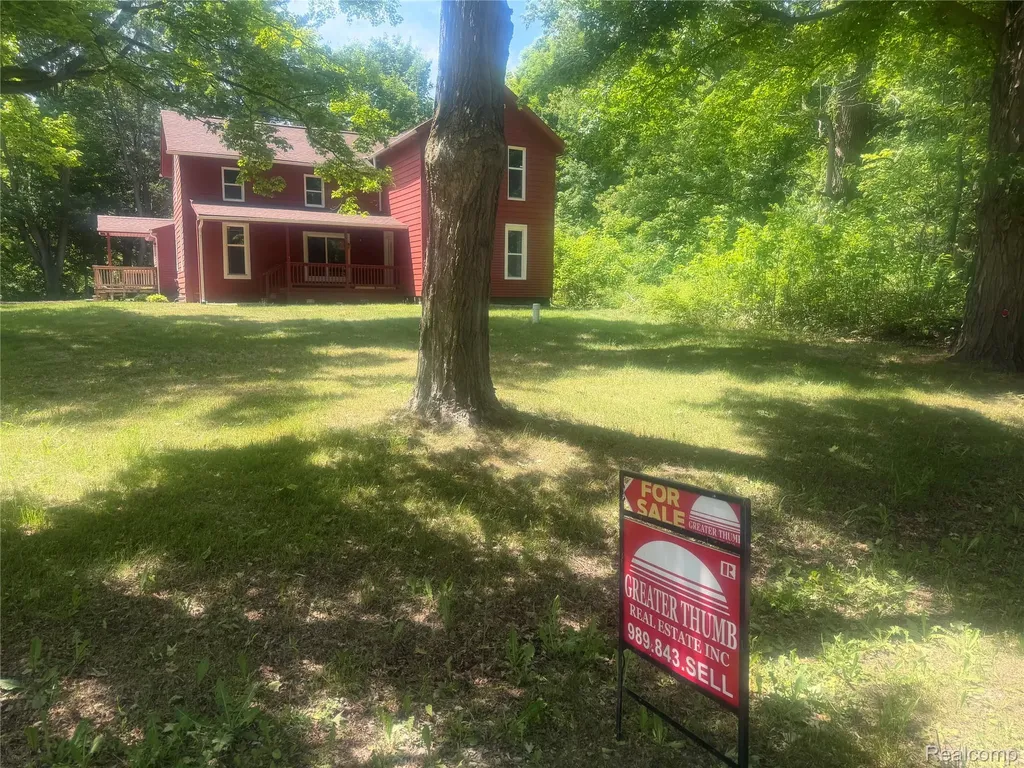 8566 Fostoria Road Watertown Township MI 48435