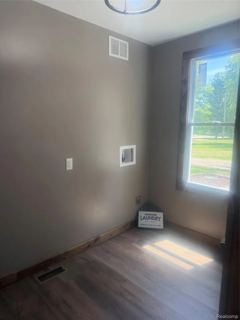 8566 Fostoria Road Watertown Township MI 48435