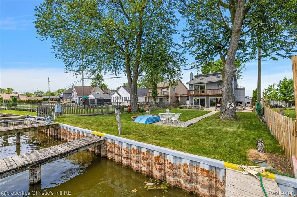 29682 Old North River Road Harrison Charter Township MI 48045