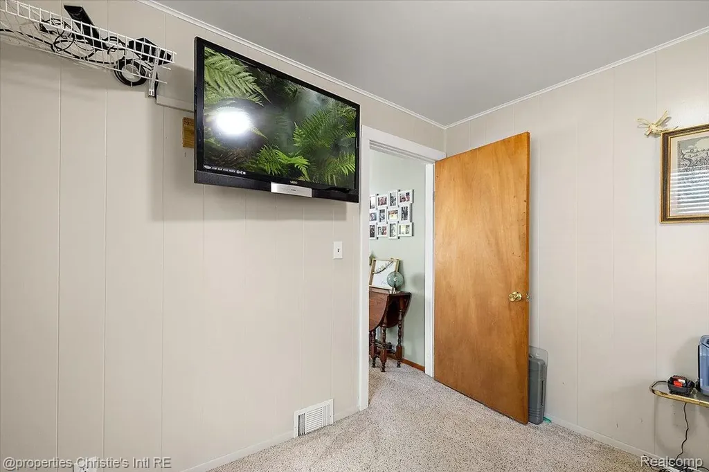 29682 Old North River Road Harrison Charter Township MI 48045