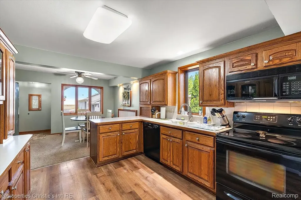 29682 Old North River Road Harrison Charter Township MI 48045