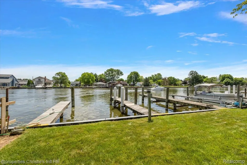 29682 Old North River Road Harrison Charter Township MI 48045