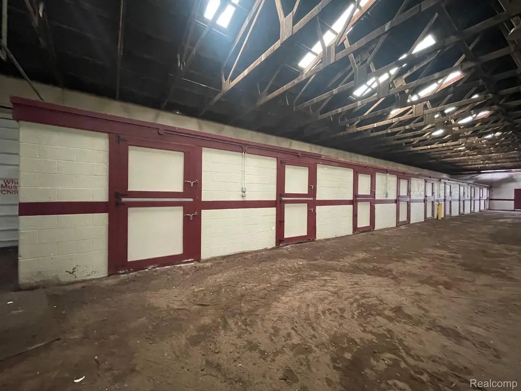 8261 Fenton Road Grand Blanc Charter Township MI 48439
