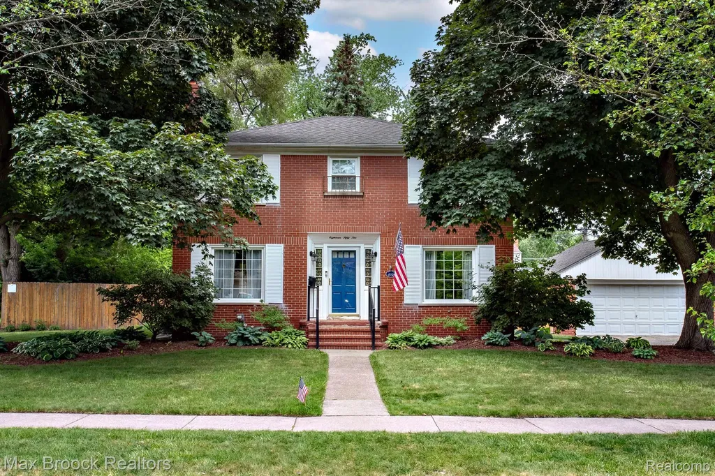 1852 Edgewood Boulevard Berkley City MI 48072