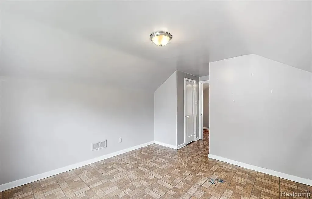 11352 Nottingham Road Detroit City MI 48224