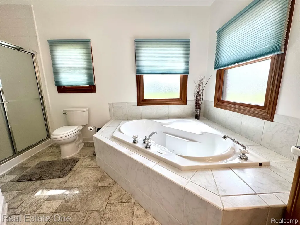 2616 Pebble Beach Drive Oakland Charter Township MI 48363