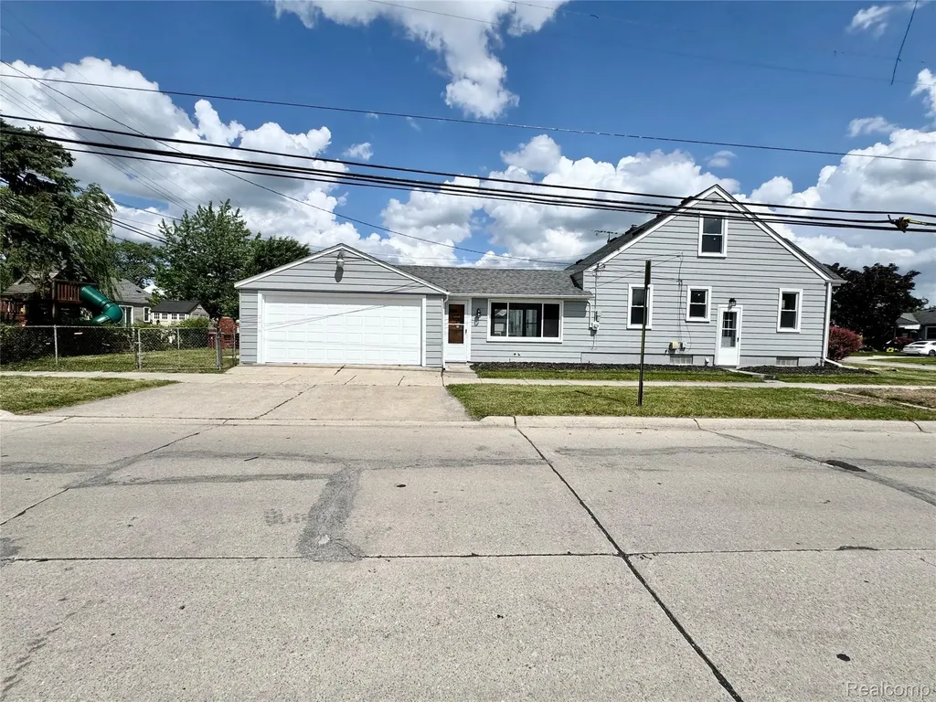 12796 Pullman Street Southgate City MI 48195