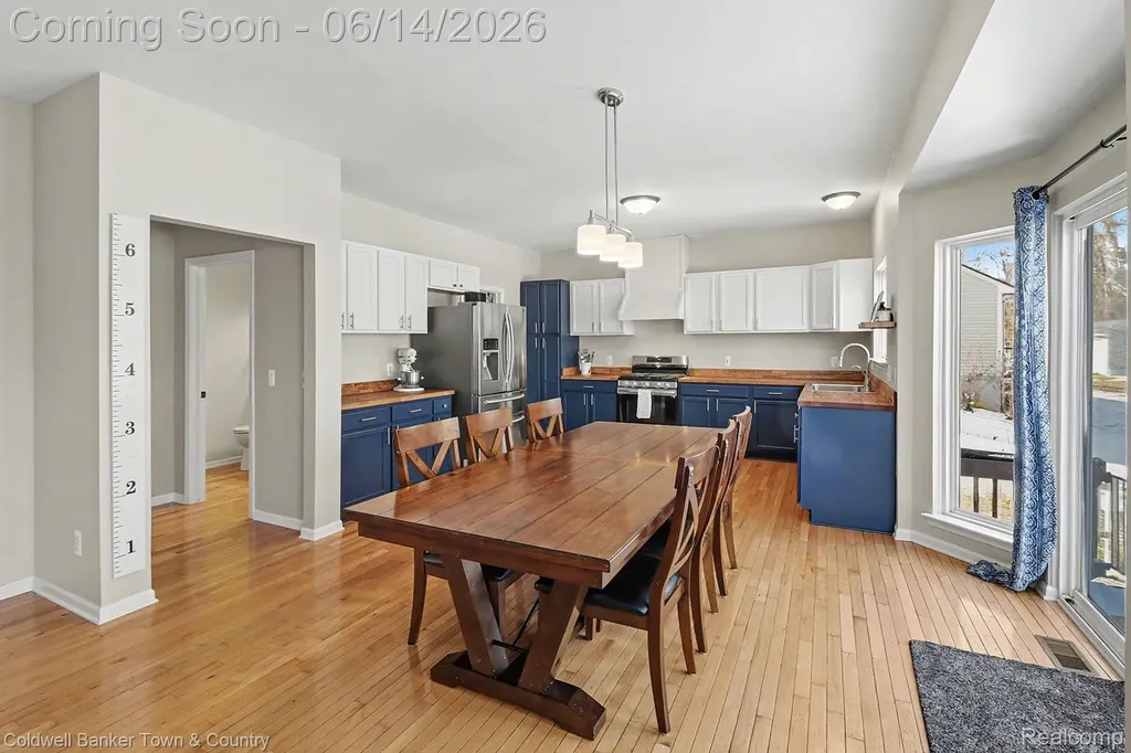 9120 Lakewood Drive Northfield Township MI 48189