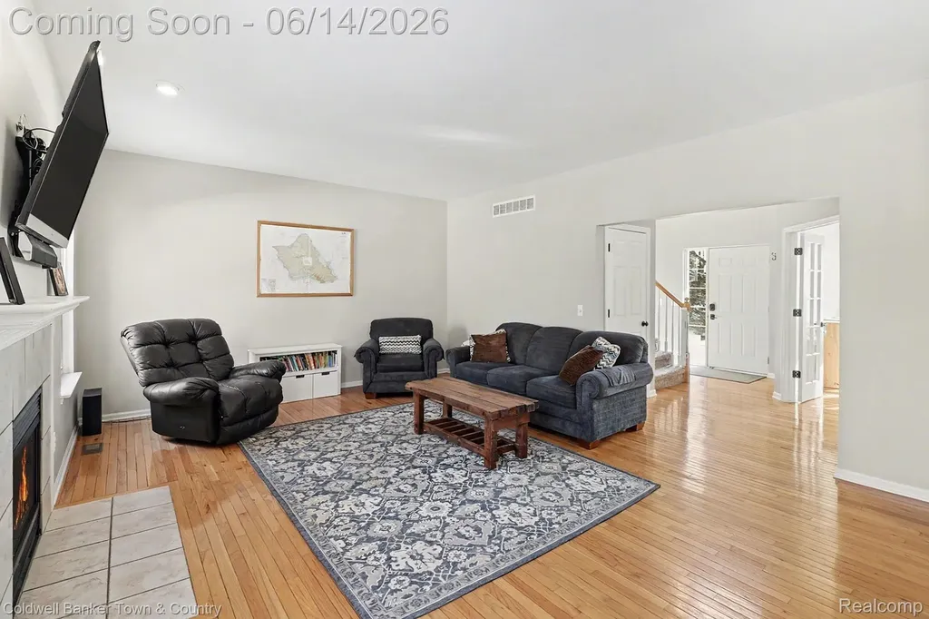 9120 Lakewood Drive Northfield Township MI 48189