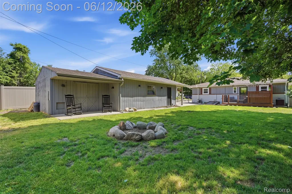 5334 Military Avenue Brighton Township MI 48116