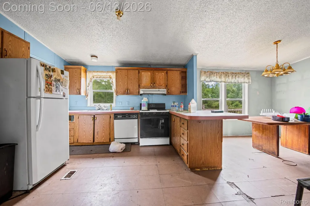 51105 Arkona Road Sumpter Township MI 48111
