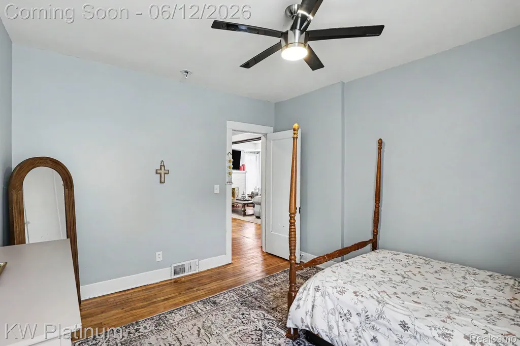 404 N Main Street Capac Village MI 48014