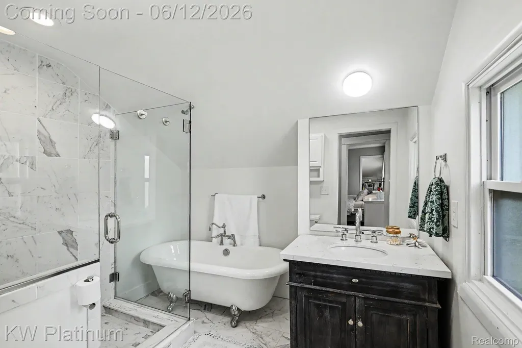 404 N Main Street Capac Village MI 48014
