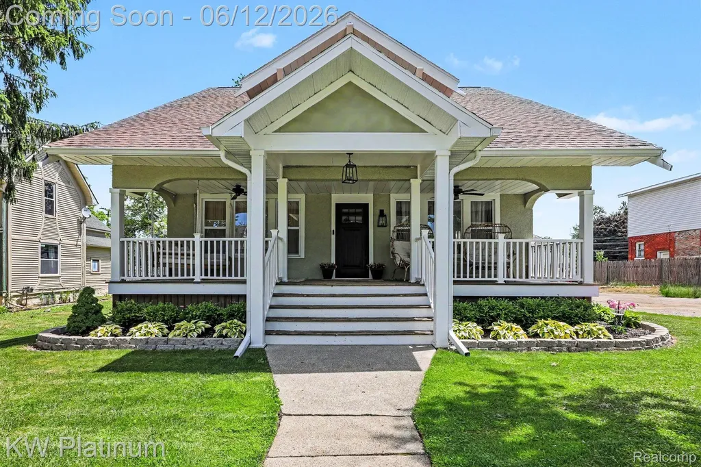 404 N Main Street Capac Village MI 48014