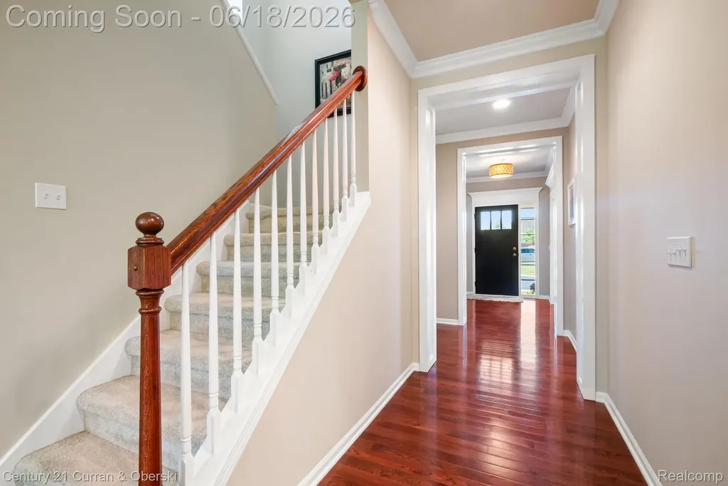 1086 Paddock Drive South Lyon City MI 48178