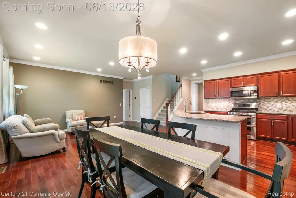 1086 Paddock Drive South Lyon City MI 48178