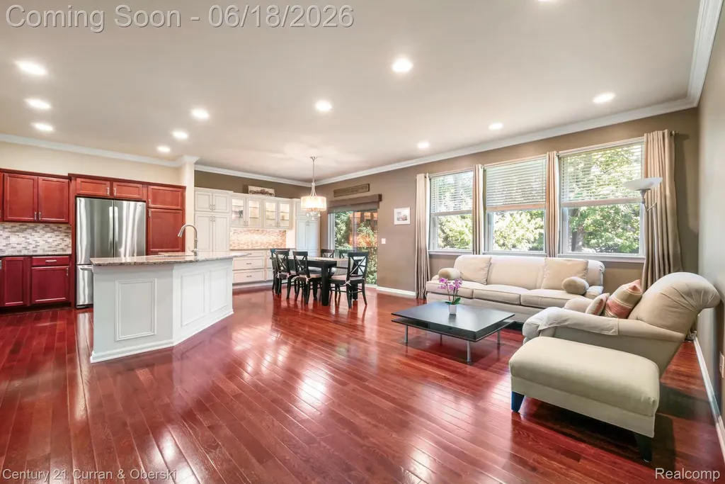 1086 Paddock Drive South Lyon City MI 48178