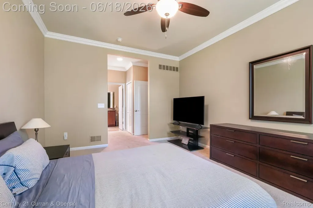 1086 Paddock Drive South Lyon City MI 48178