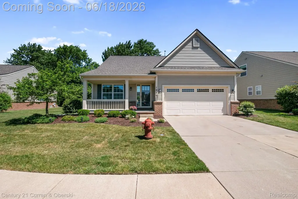 1086 Paddock Drive South Lyon City MI 48178