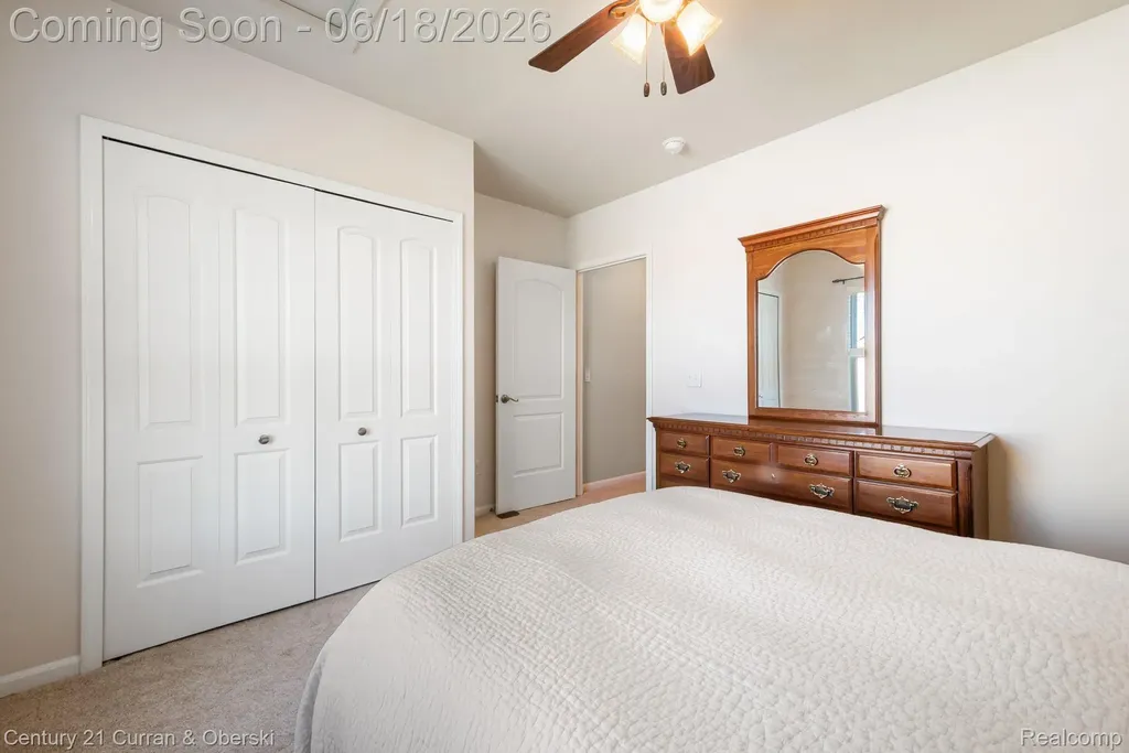 1086 Paddock Drive South Lyon City MI 48178
