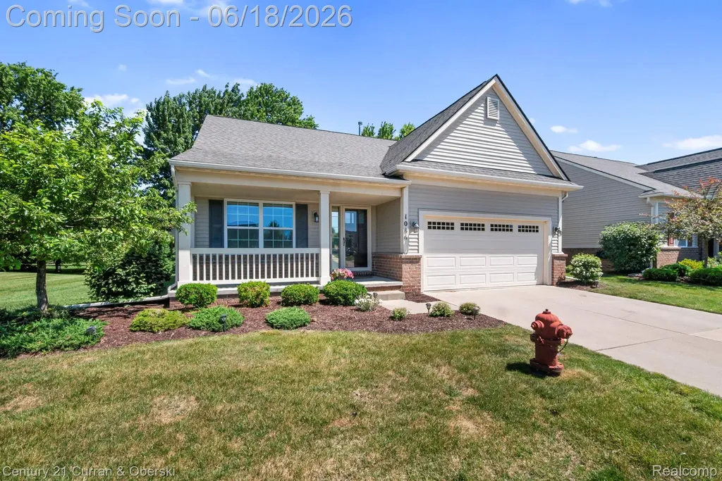 1086 Paddock Drive South Lyon City MI 48178