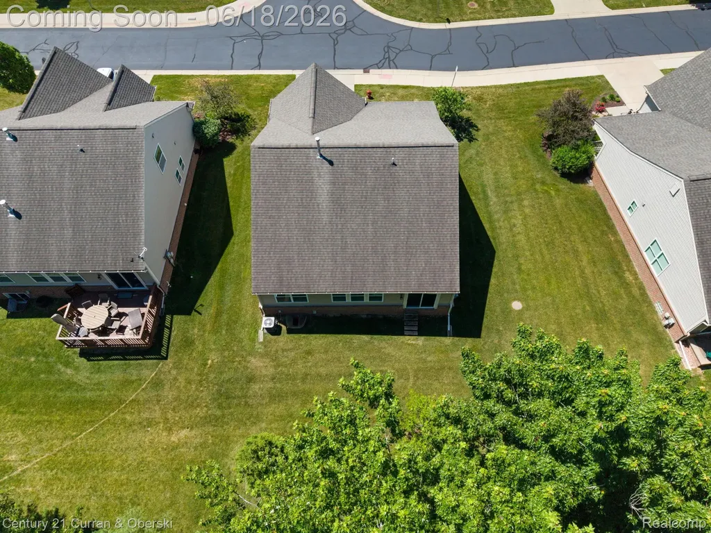 1086 Paddock Drive South Lyon City MI 48178