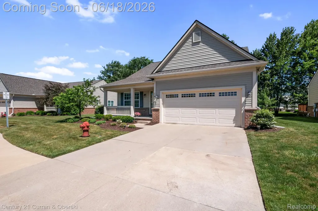 1086 Paddock Drive South Lyon City MI 48178