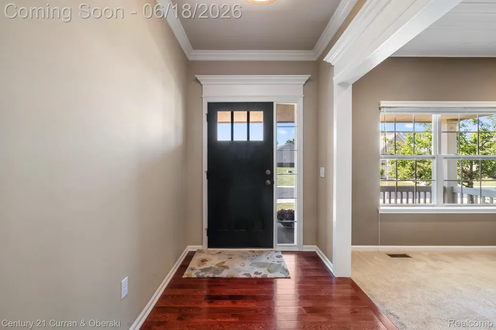 1086 Paddock Drive South Lyon City MI 48178