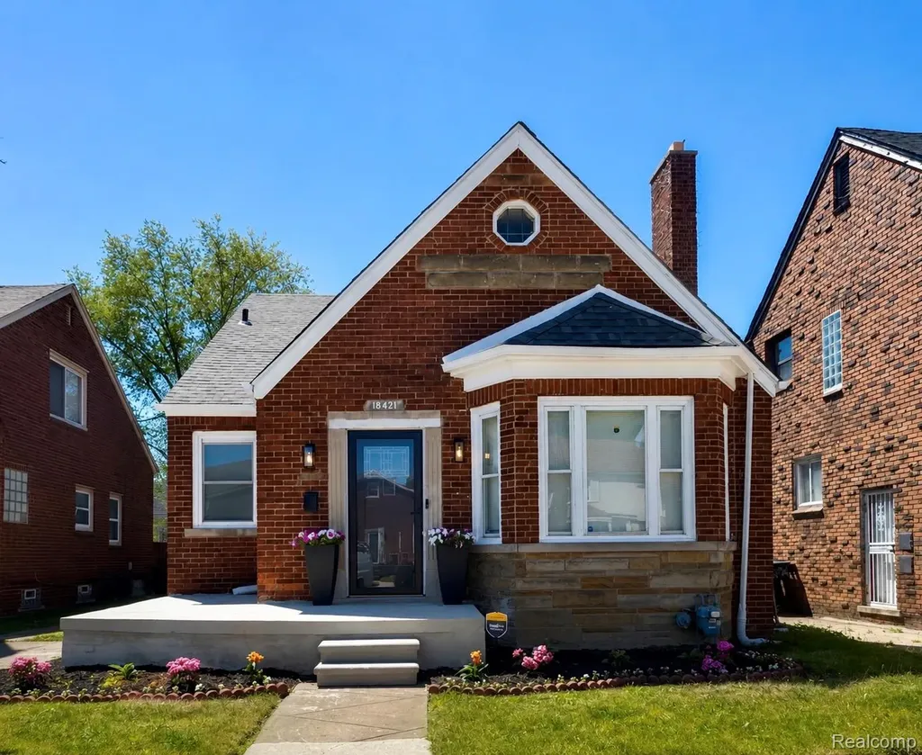 18421 Kentucky Street Detroit City MI 48221