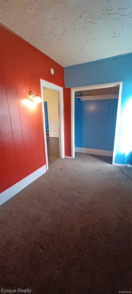 1708 8th Street Port Huron City MI 48060