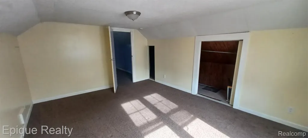 1708 8th Street Port Huron City MI 48060