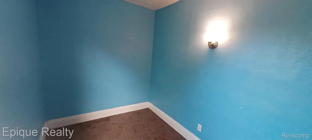 1708 8th Street Port Huron City MI 48060