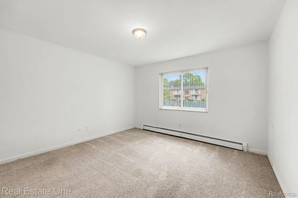 1968 Axtell Drive Troy City MI 48084