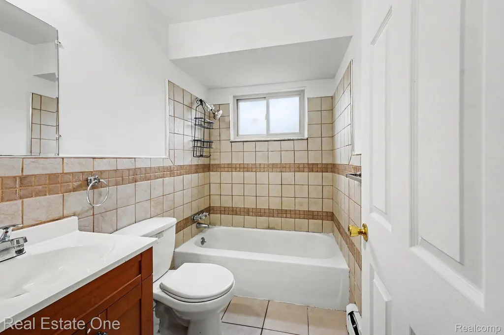 1968 Axtell Drive Troy City MI 48084