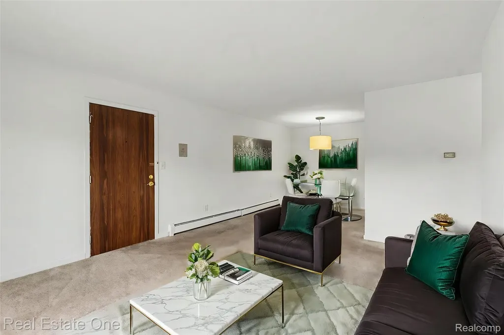 1968 Axtell Drive Troy City MI 48084