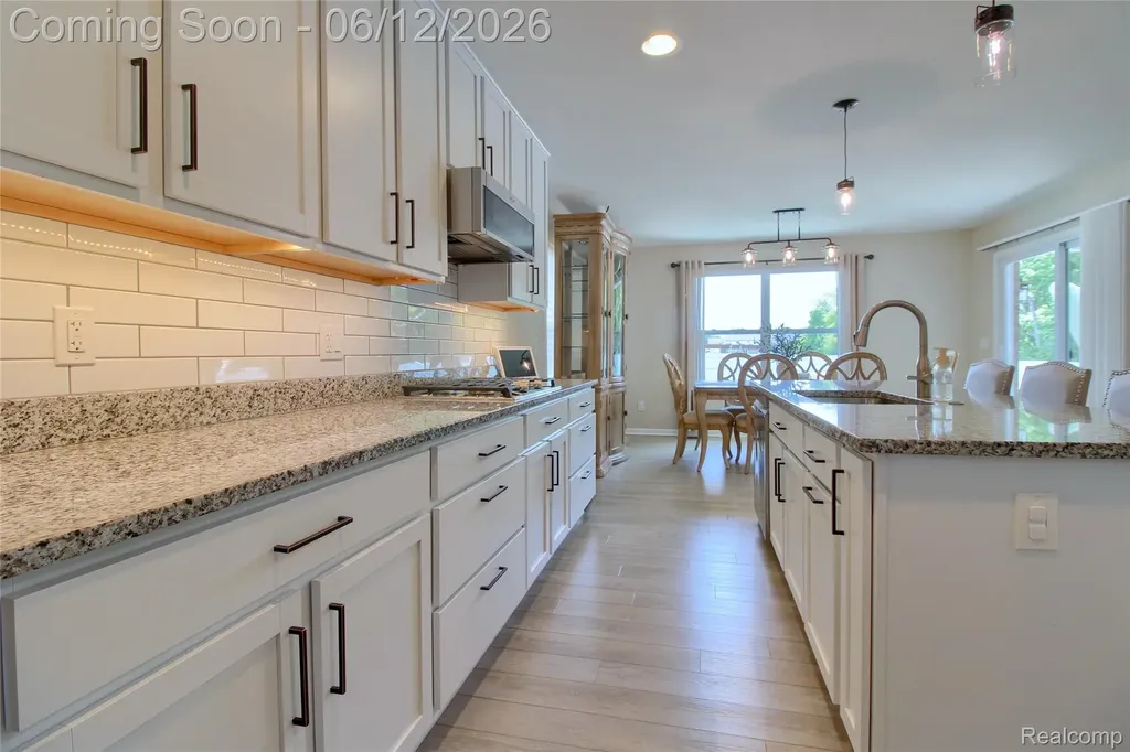 8123 Hudson Drive Westland City MI 48185