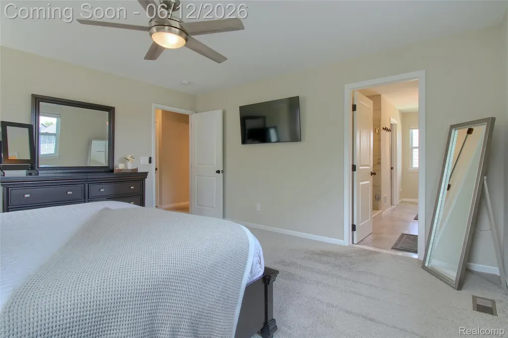 8123 Hudson Drive Westland City MI 48185
