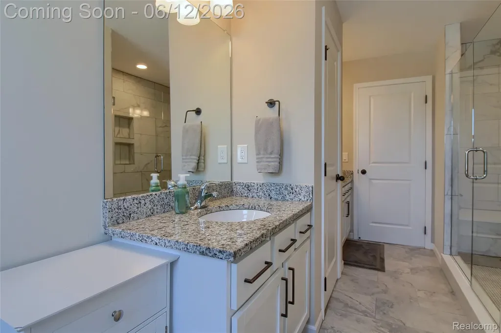 8123 Hudson Drive Westland City MI 48185