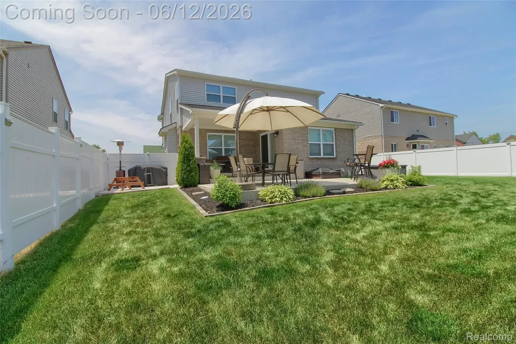 8123 Hudson Drive Westland City MI 48185