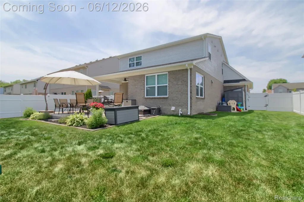 8123 Hudson Drive Westland City MI 48185