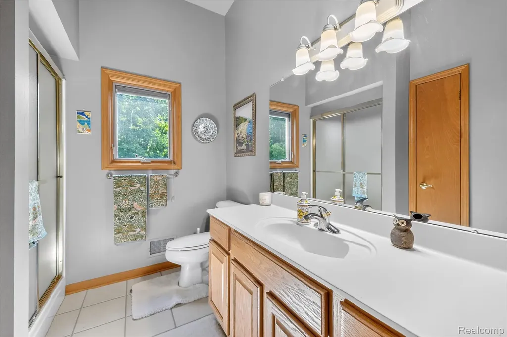 8454 Grays Drive Grosse Ile Township MI 48138