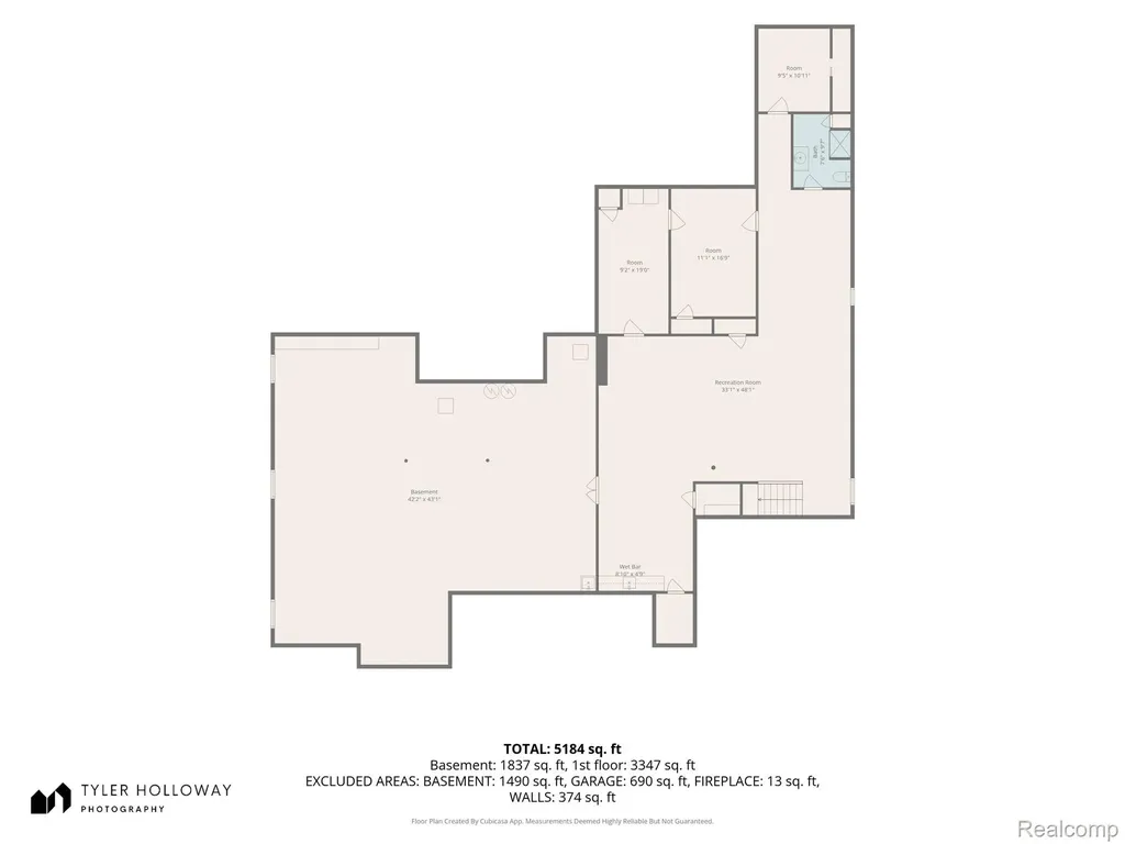 8454 Grays Drive Grosse Ile Township MI 48138