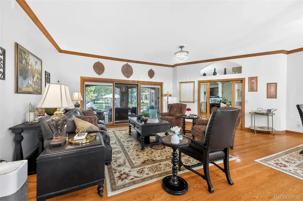 8454 Grays Drive Grosse Ile Township MI 48138
