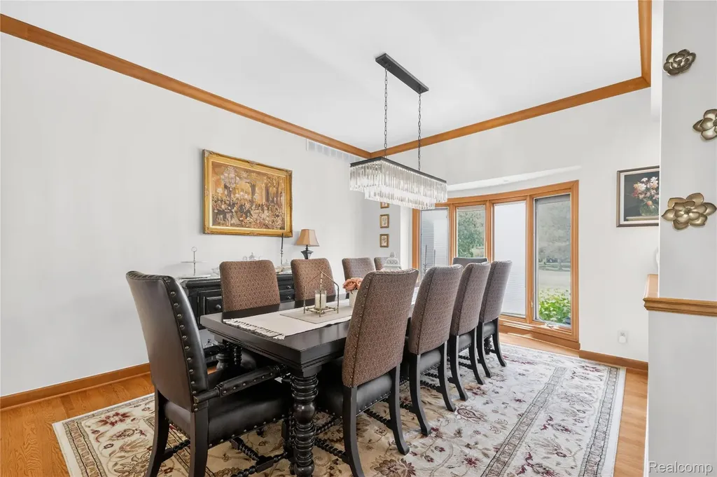 8454 Grays Drive Grosse Ile Township MI 48138